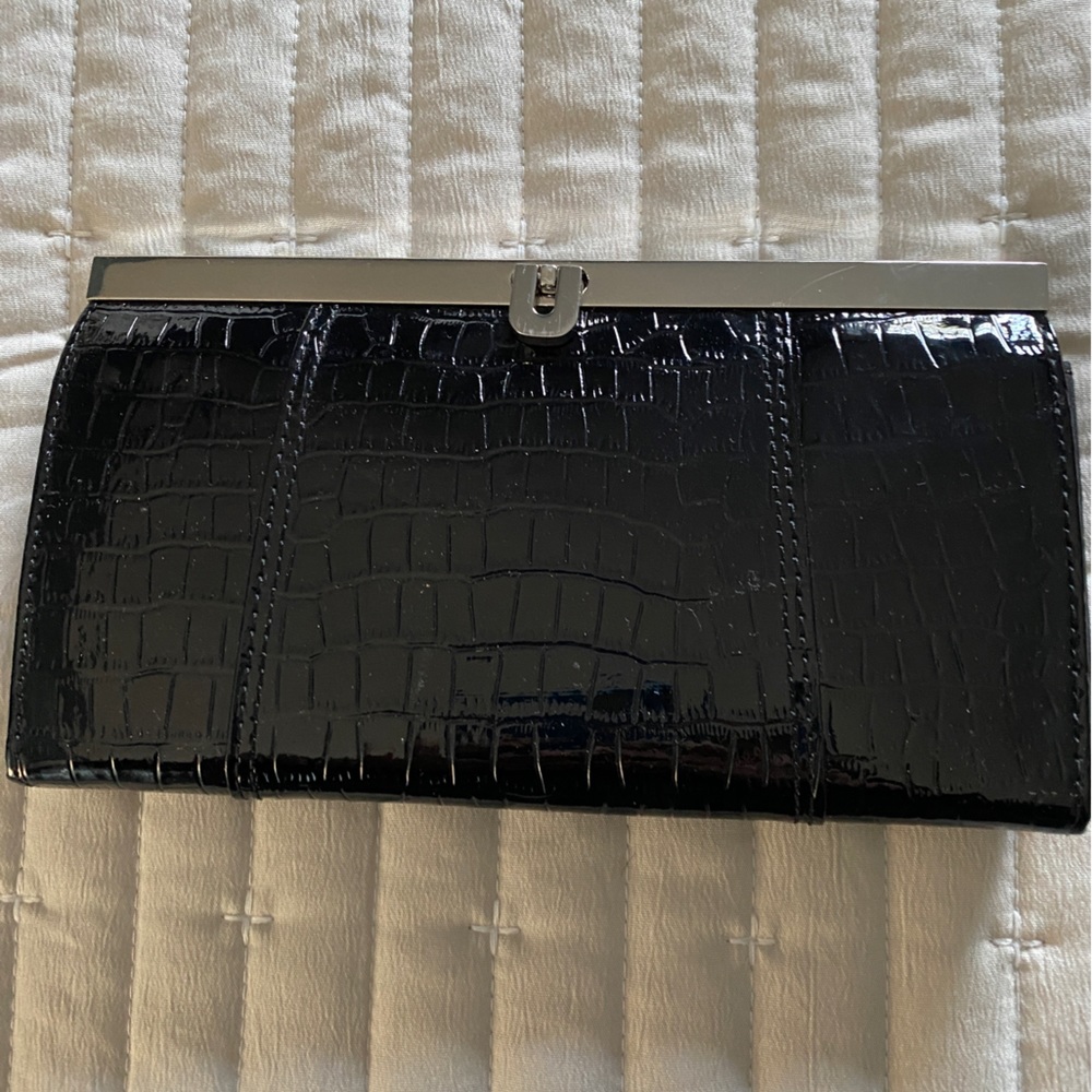 Clutch purse/wallet.